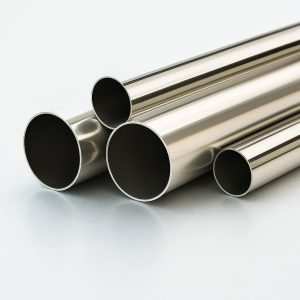 لوله صنعتی درز دار استیل 304 سایز ¼1 اینچ رده 80S شاخه 6 متری